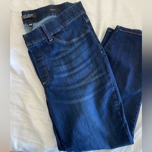 Judy Blue Jeggings non distressed 20W EUC non smoking home